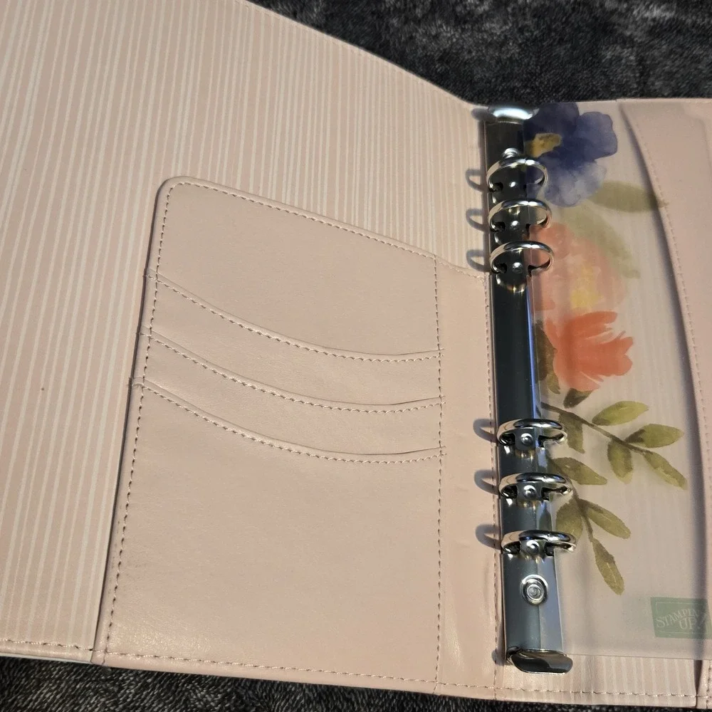 Stampin' Up! Floral 6 Ring Planner Binder Organizer Faux Leather Magnet Closure
